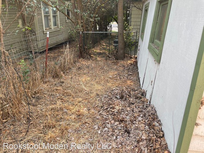 Building Photo - 2 br, 1 bath House - 1820 Earle
