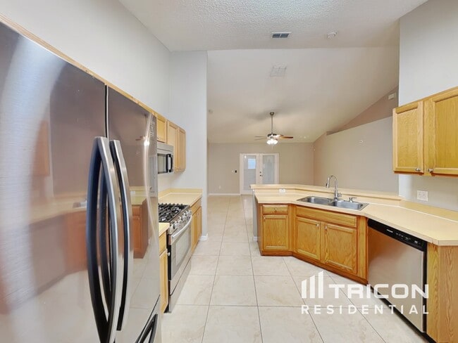 Foto del edificio - 335 Heritage Estates Ln