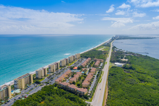 Foto del edificio - 140 Ocean Bay Dr