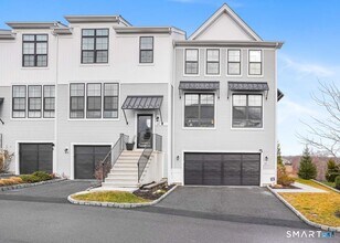 Building Photo - 185 Brentwood Cir