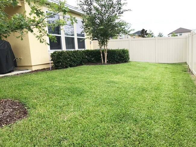 Building Photo - 411 Citrus Ridge Dr