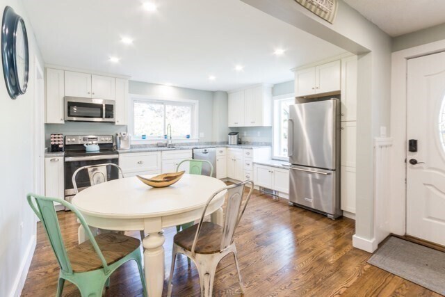 Foto del edificio - 43 Edgartown Rd