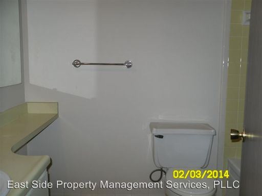 Building Photo - 34775 Maple Lane Dr