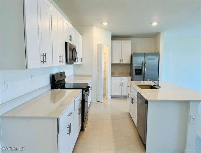 Foto del edificio - 17603 Paradiso Wy