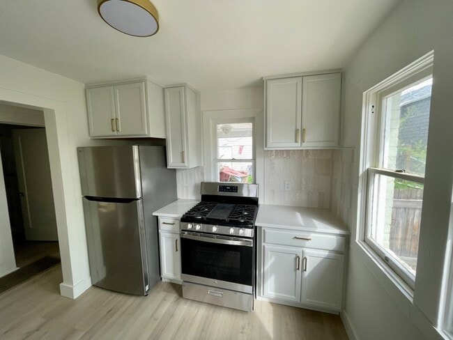 Photo - 818 S 1100 E House