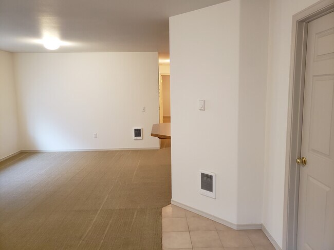 Foto del edificio - 1202 N B St