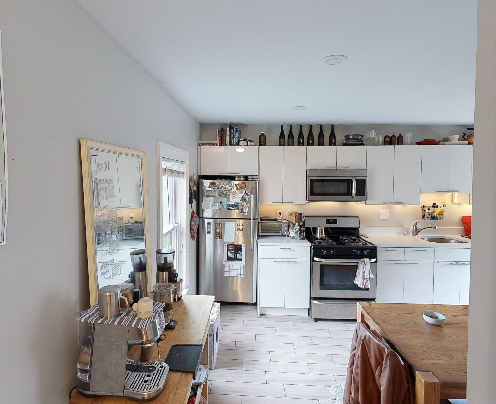 Foto principal - 13 Pleasant St
