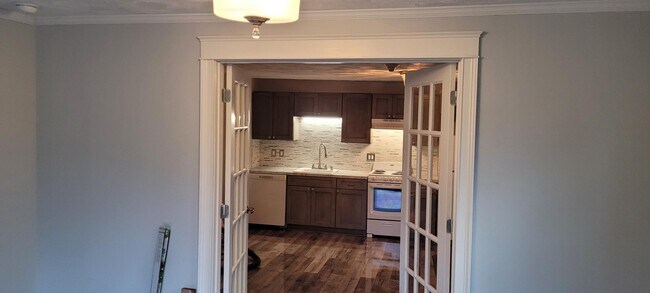 Bedroom 2/Living Area - 486 Broadway