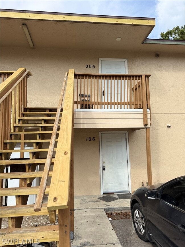 Building Photo - 824 Alderman St