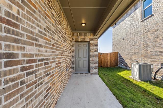 Building Photo - 5657 Brownstone Ln