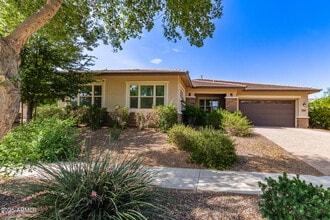 Building Photo - 14762 W Georgia Dr