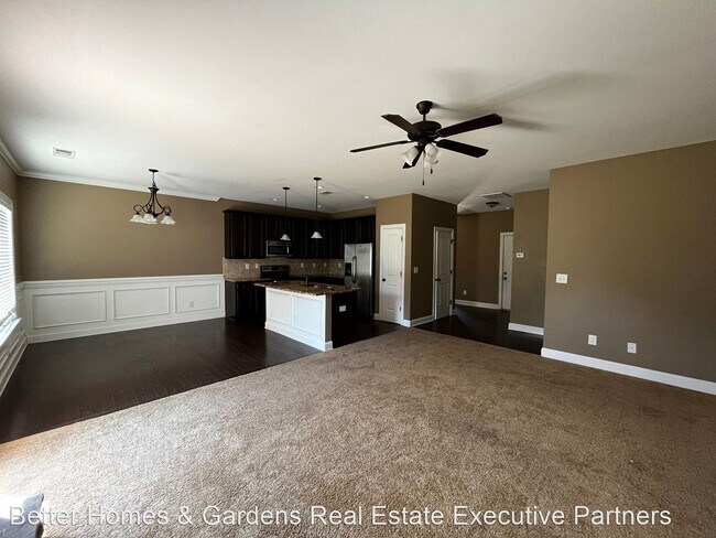 Building Photo - 4 br, 2.5 bath House - 212 Claudia Drive