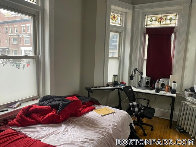 Foto del edificio - 38 Hemenway St