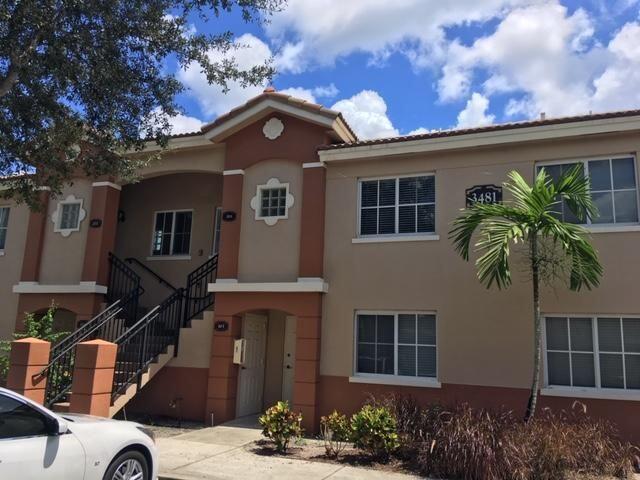 Primary Photo - 3481 Briar Bay Blvd