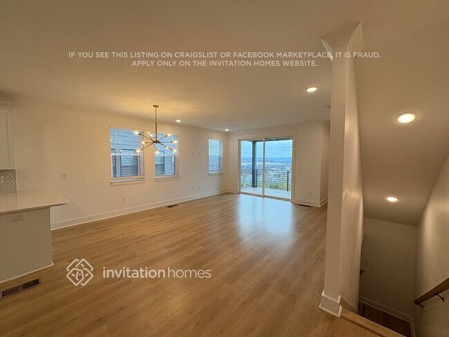 Foto del edificio - 428 38th Ave N