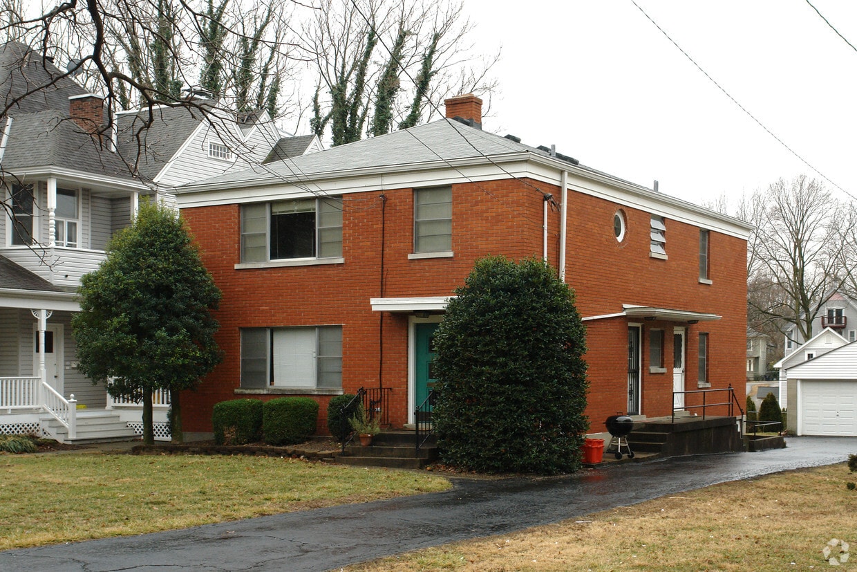 Primary Photo - 106 Crescent Ave