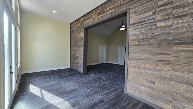 Foto del edificio - Renovated / Spacious Ranch Style Home in Lago Vista