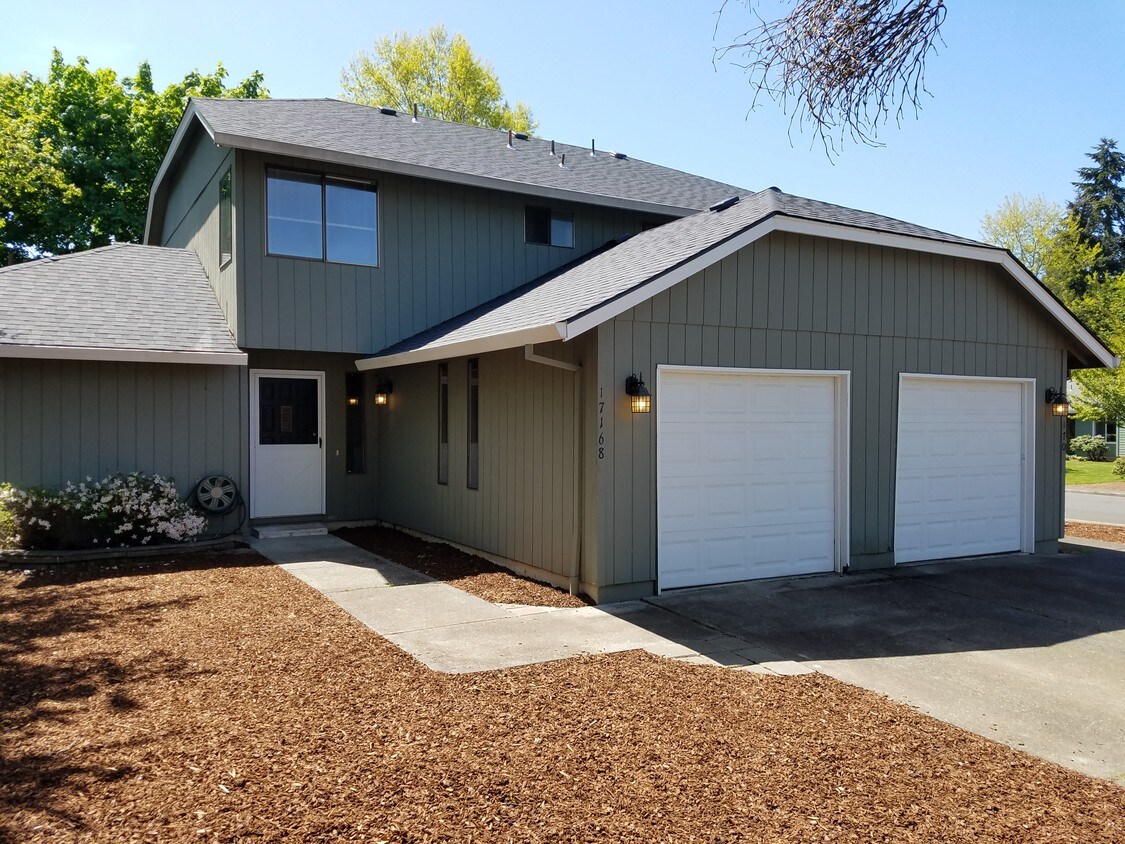 17168 SW Ivy Glenn St, Beaverton, OR 97007 Townhome Rentals in Beaverton OR