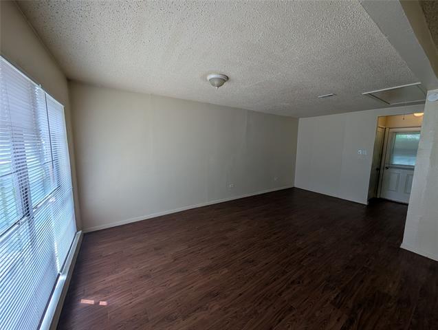 Foto del edificio - 3827 Black Oak Dr