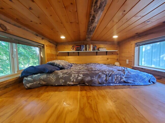 Foto del edificio - 1716 11th Ave SE