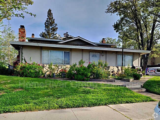 Building Photo - 5592 Keoncrest Cir