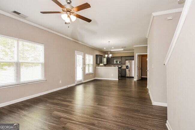 Building Photo - 23 Fieldcrest Dr