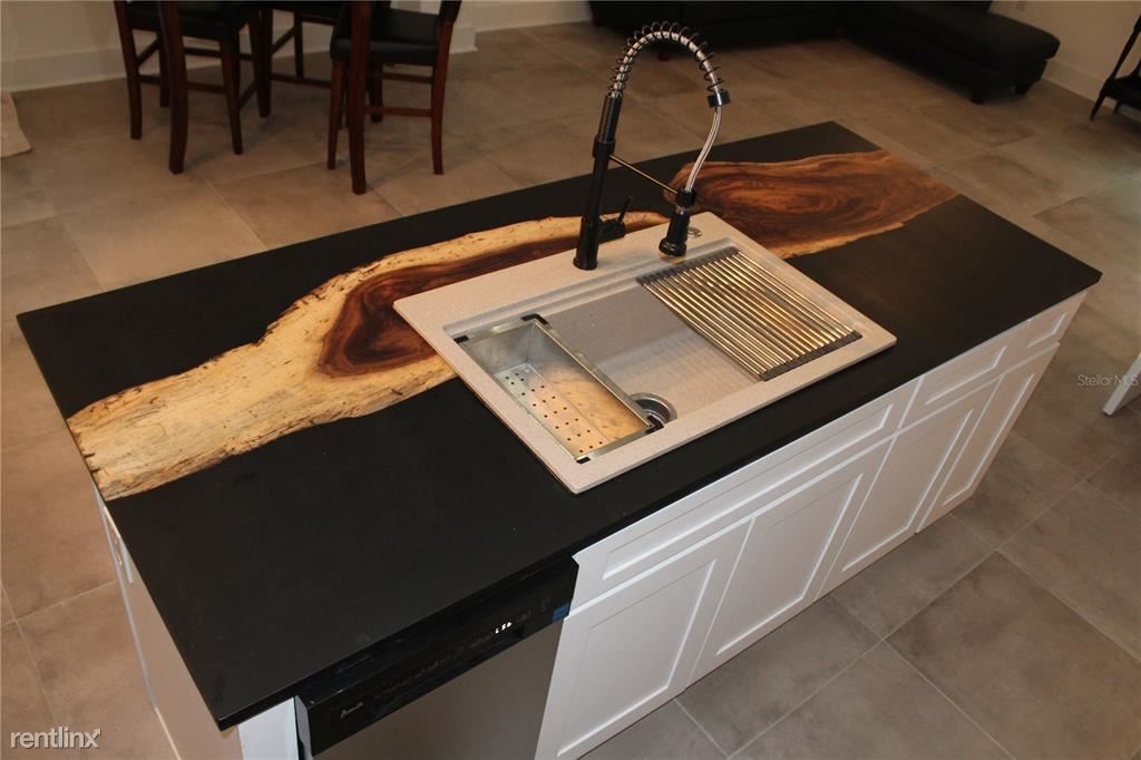 Primary Photo - 1 br, 1 bath Condo - 2015 N Central Ave # 101