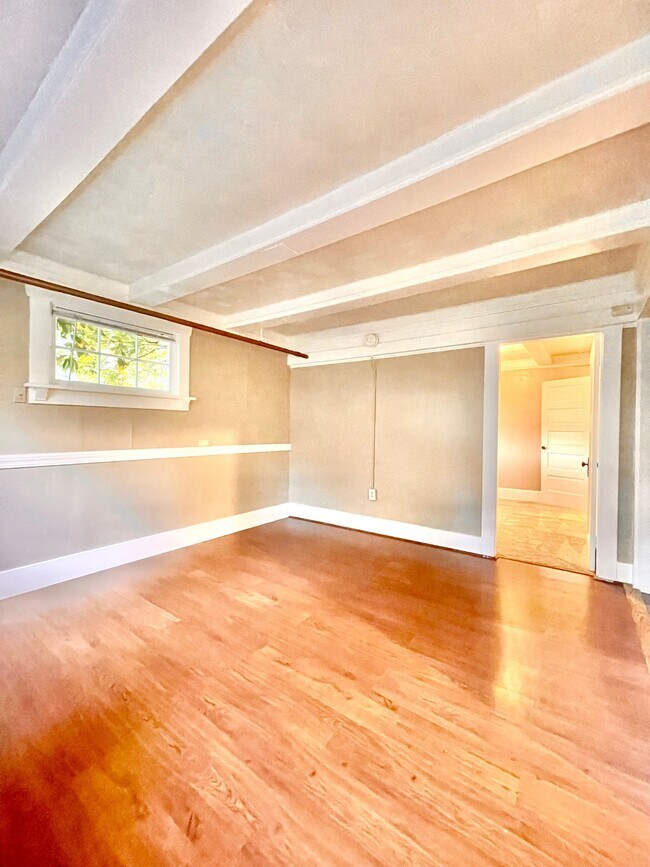 Foto del edificio - 901 N M St
