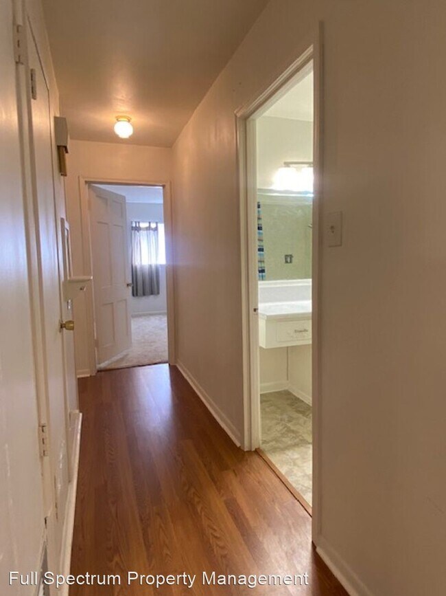 Building Photo - 2 br, 1 bath House - 115 McDougal Ave