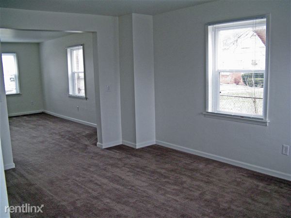 Building Photo - 3080 Southfield Dr