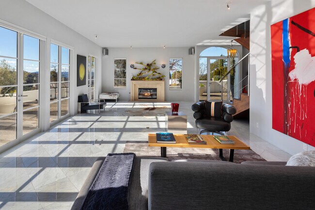 Building Photo - 675 Shiloh Canyon