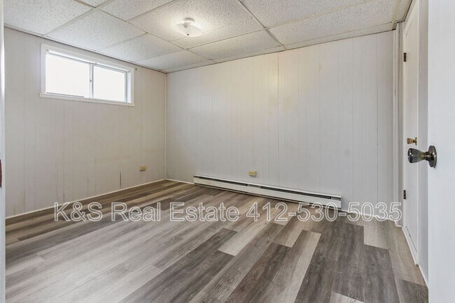 Foto del edificio - 411 Steck St