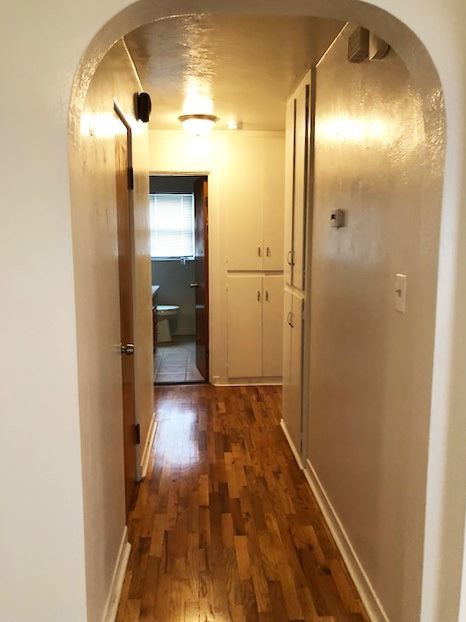 Building Photo - 3 br, 2 bath House - 1122 Bonfoy St.