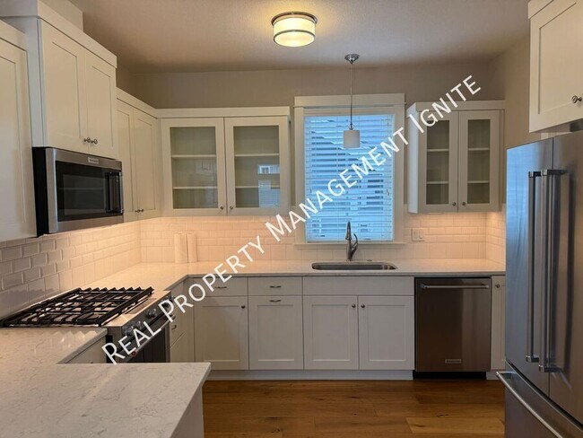 Foto del edificio - 2439 NW Drouillard Ave