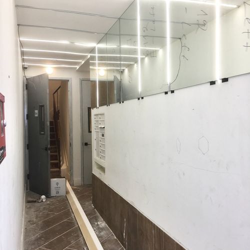 Foto del edificio - 1530 Putnam Ave