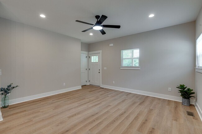 Foto del edificio - New Construction 3 bed, 2 bath house for rent