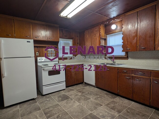 Foto del edificio - Spacious 3 Bedroom Home!