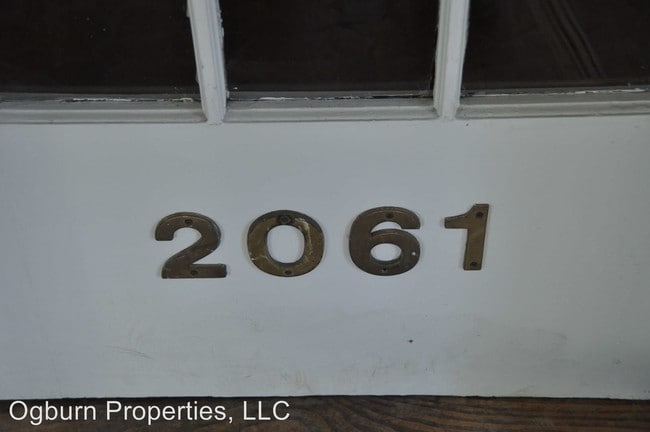 Building Photo - 2061 Craig St