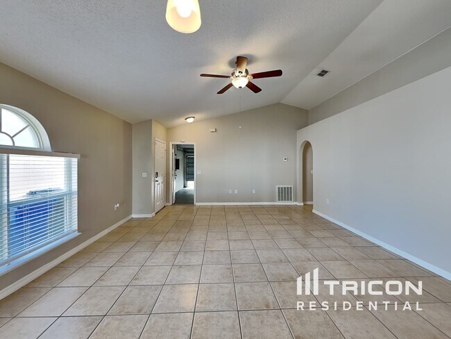 Foto del edificio - 11411 Ivy Flower Loop Riverview FL