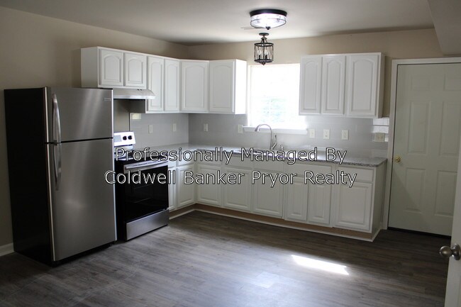 Foto del edificio - 328 Mulberry Ave