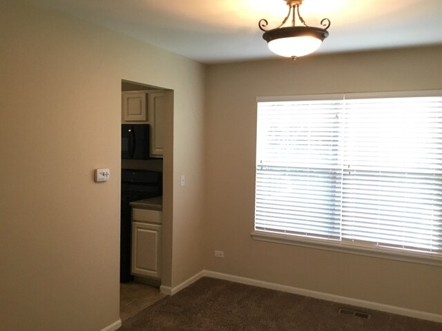 Building Photo - 2060 Foxtail Drive