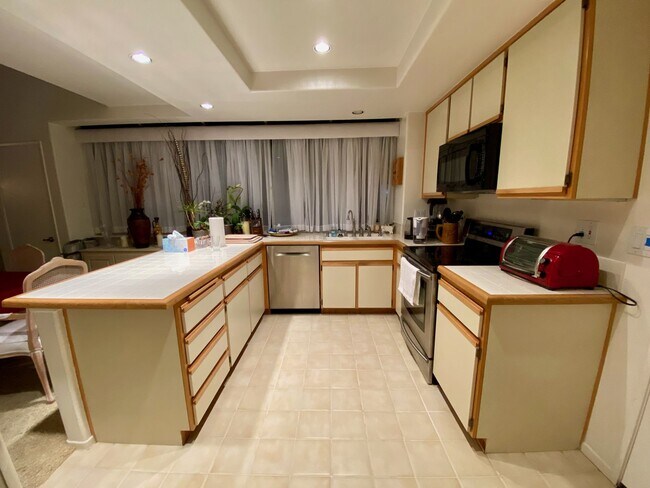 Foto del edificio - 124 Alicante Aisle