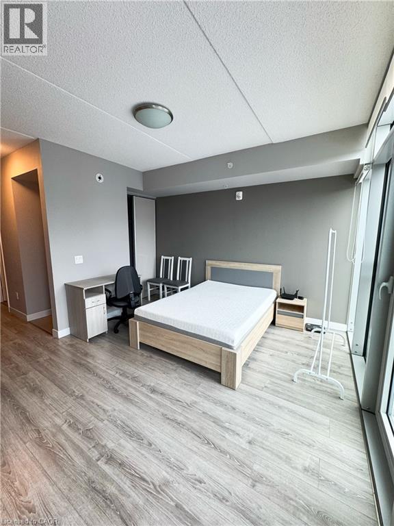 Photo du bâtiment - 250 Albert St