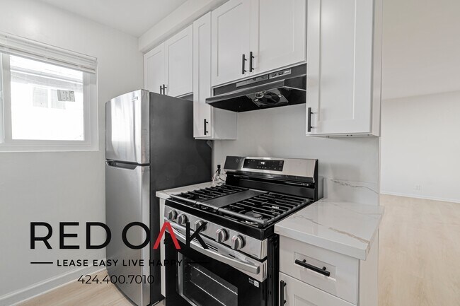 Foto del edificio - 812 Westbourne Dr
