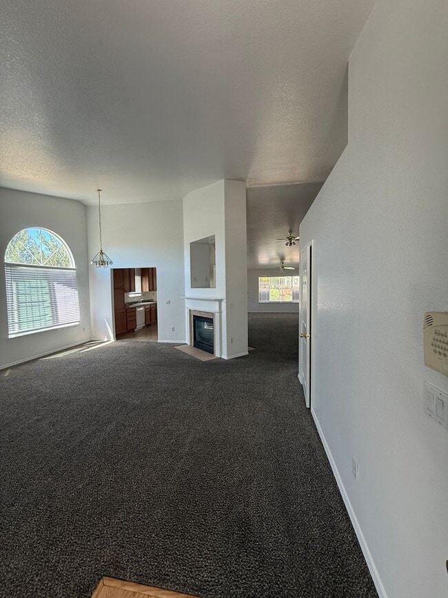 Building Photo - 2505 Nimbus Ct