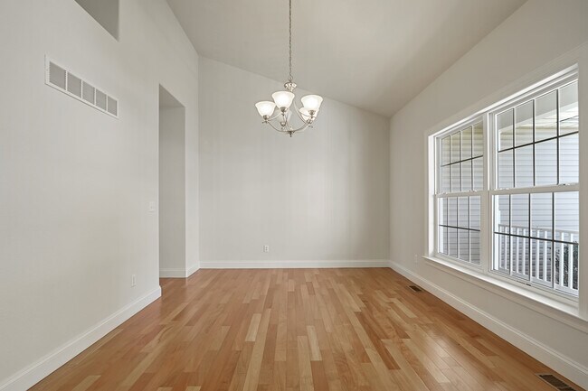 Building Photo - 228 Quail Landing Cir