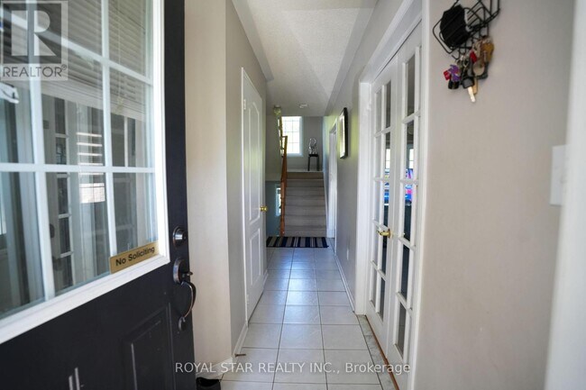 Photo du bâtiment - 2389 Clearside Ct