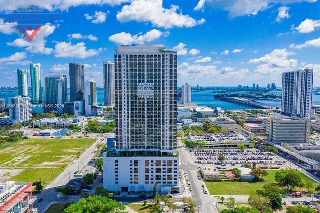 Foto del edificio - 1600 NE 1st Ave