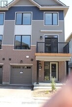 Building Photo - 510 Woodlily Private