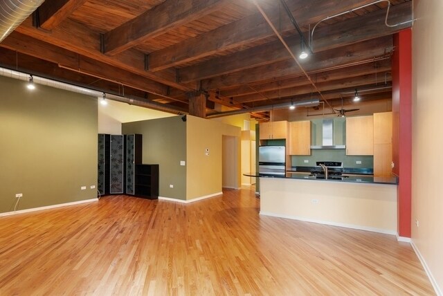 Building Photo - 1040 W Adams St